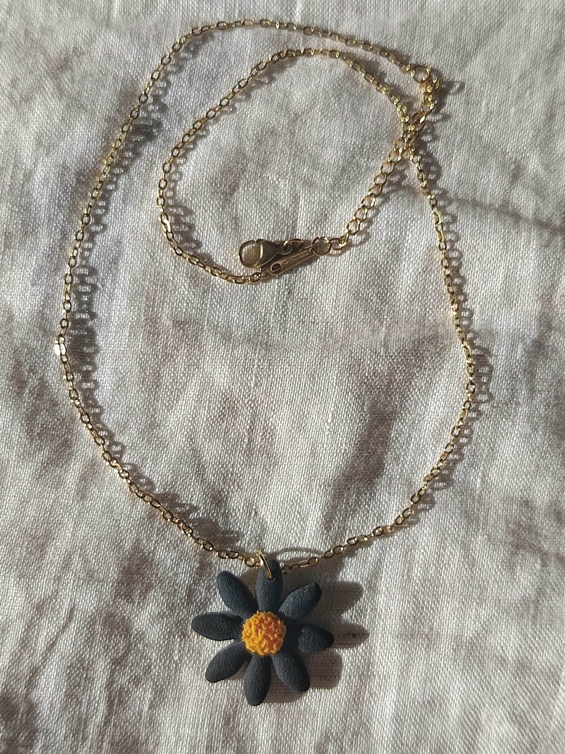 Collar margarita negra - 3